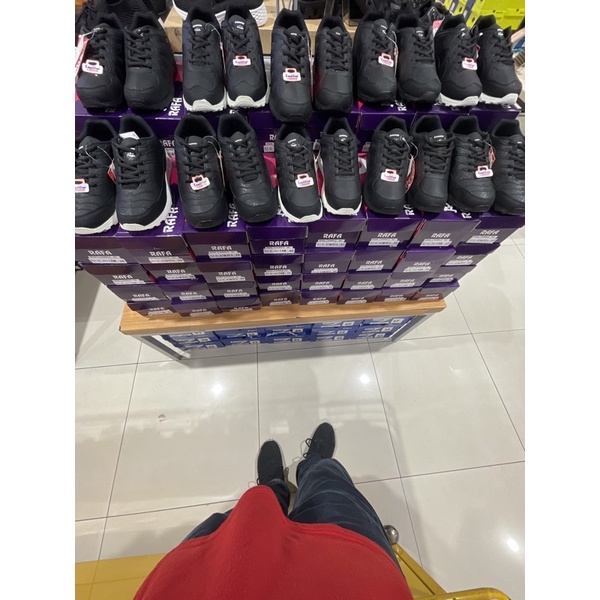 SEPATU SEKOLAH PRIA DAN WANITA MERK LOGGO TERLARIS