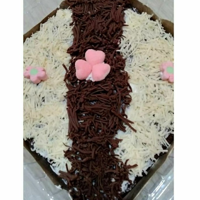 

BROWNIES COKELAT KUKUS (NATAR, LAMPUNG SELATAN)