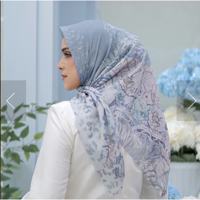 preloved Buttonscarves the farsha Aqua