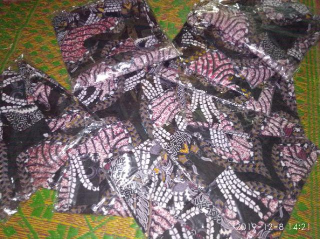 Kemeja Batik Pria Lengan Panjang Batik R08 Motif Black Sweet