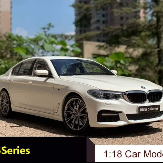BMW M5 SERIES KYOSHO DIECAST SKALA 1:18 KYOSHO