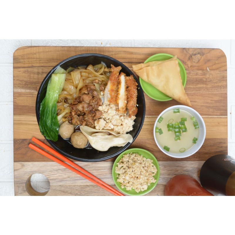 

Mie AyamMiss mie
