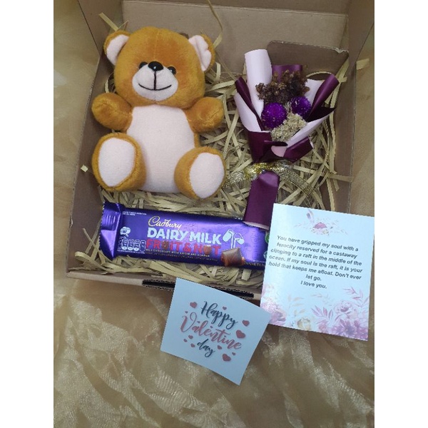 

PARCEL SPESIAL VALENTINE ALL IN ONE MURAH BANGET