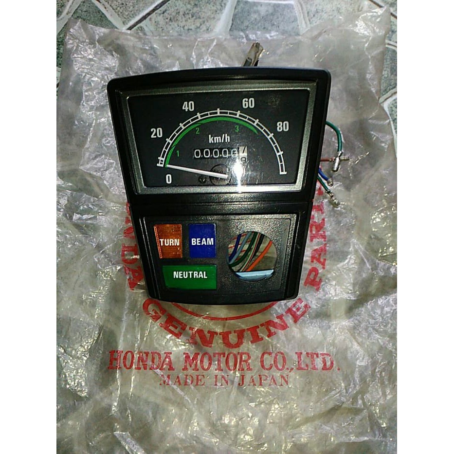 spido / speedometer HONDA C700 ORI NOS