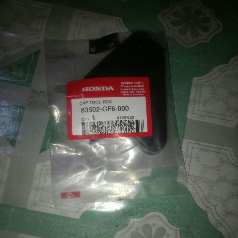 tutup toolkit honda win 100