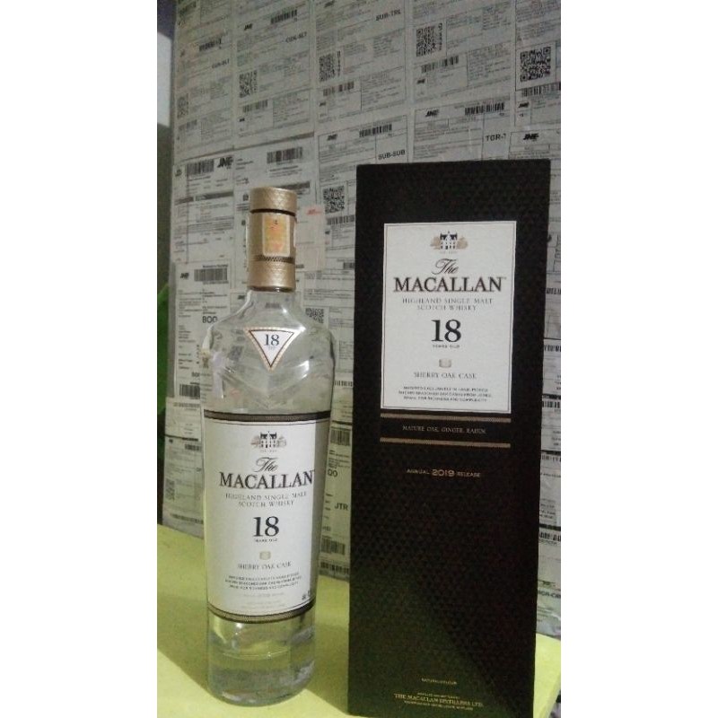 botol bekas miras macallan 18