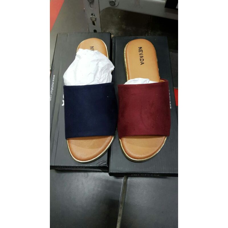 sandal selop wanita merk Nevada