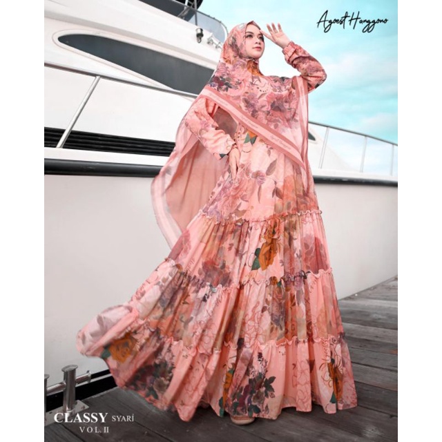 CLASSY SYARI , ORI AGOEST HANGGONO