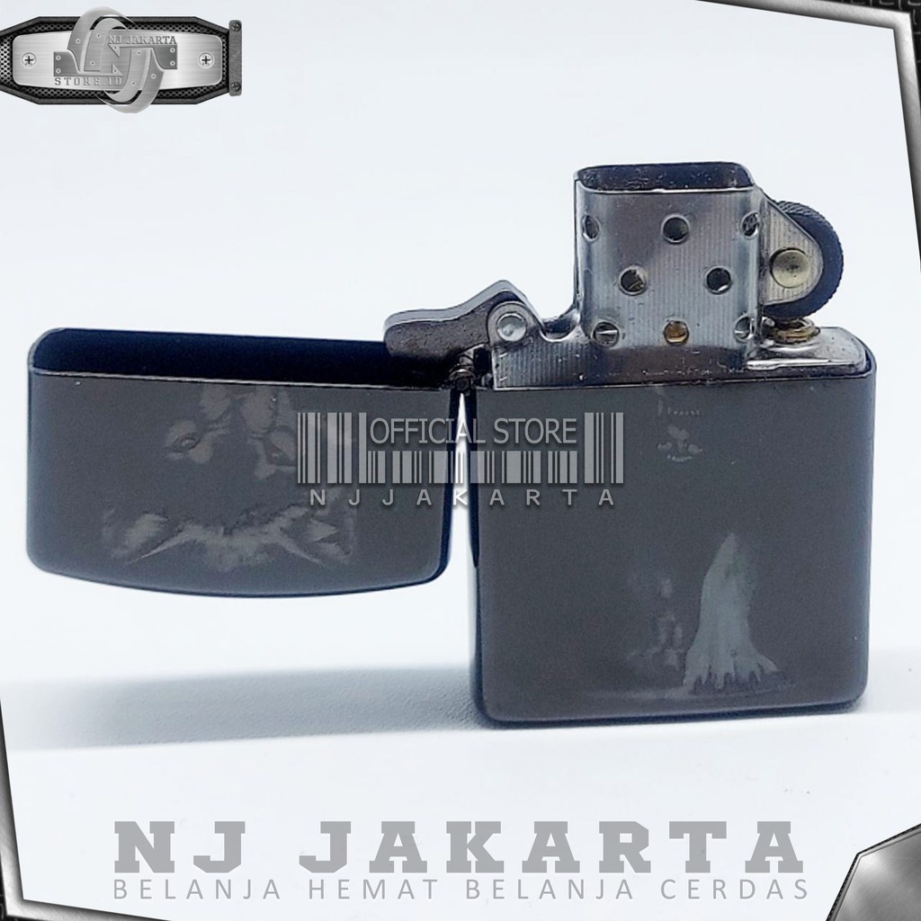 KOREK API ZIPPO SRIGALA / ZIPPO BLACK ICE WOLF