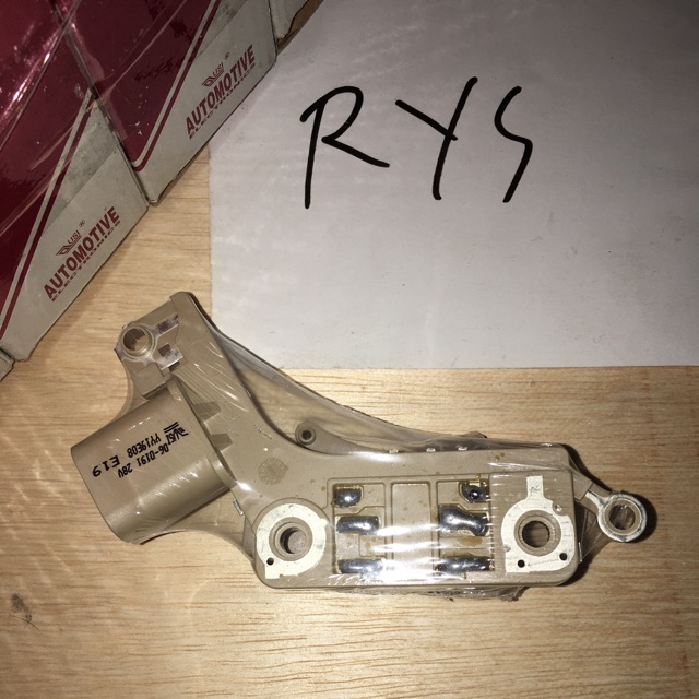 CANTER PS136 PS 136 FUSO 8DC10 24V SOKET 2 IC REGULATOR ALTERNATOR CAS DINAMO AMPER AMPERE PENGISIAN