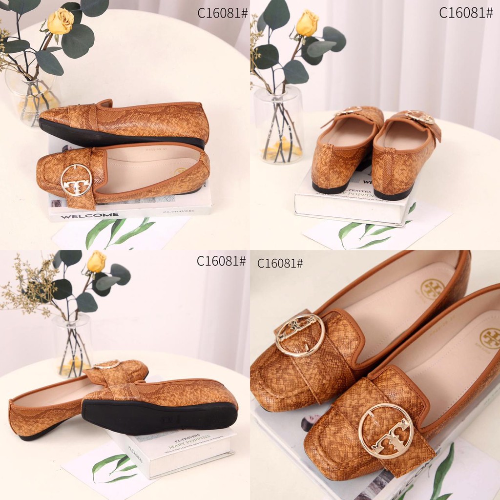 TB C16081 Embossed Leather Flat Shoes