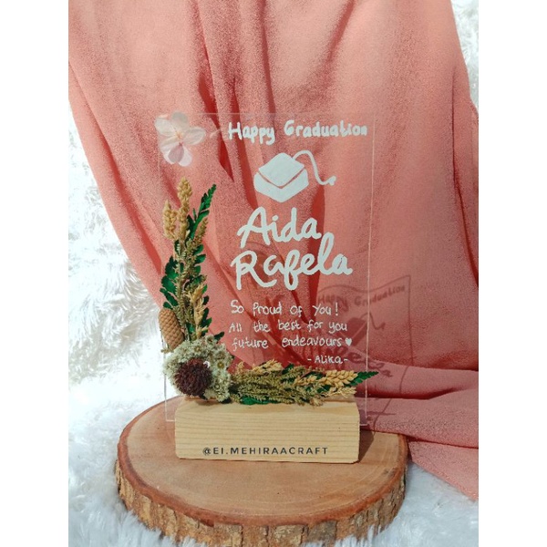

Acrylic stand kado murah