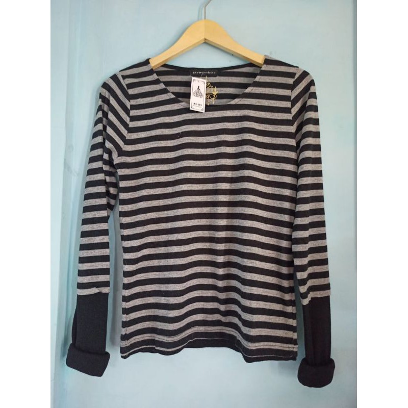 Kaos import sisa butik