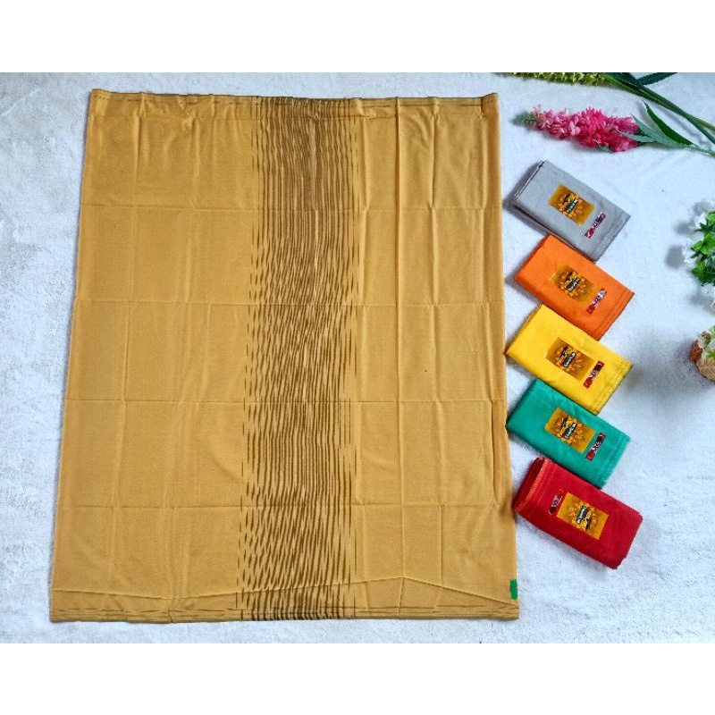 sarung atlas motif polos tumpal
