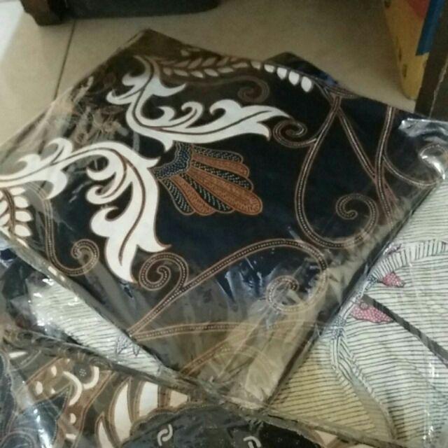 Bajubatik/batikcouple/blousebatik/batiksoloan/batikwanitamodern/batikpekalongan/sogansolo