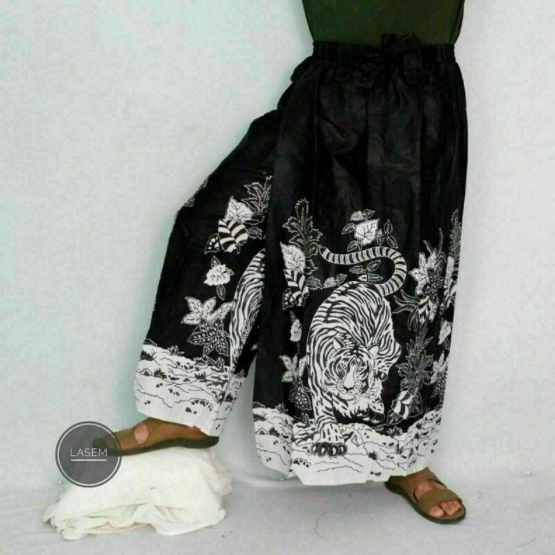 sarung celana batik dewasa motif macan