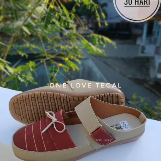 Tutong wanita flat one love