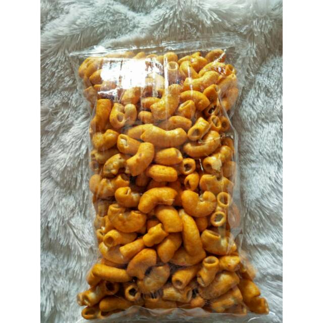 

Makaroni mekar pedas -enak-makanan ringan-gurih-renyah-snack-camilan