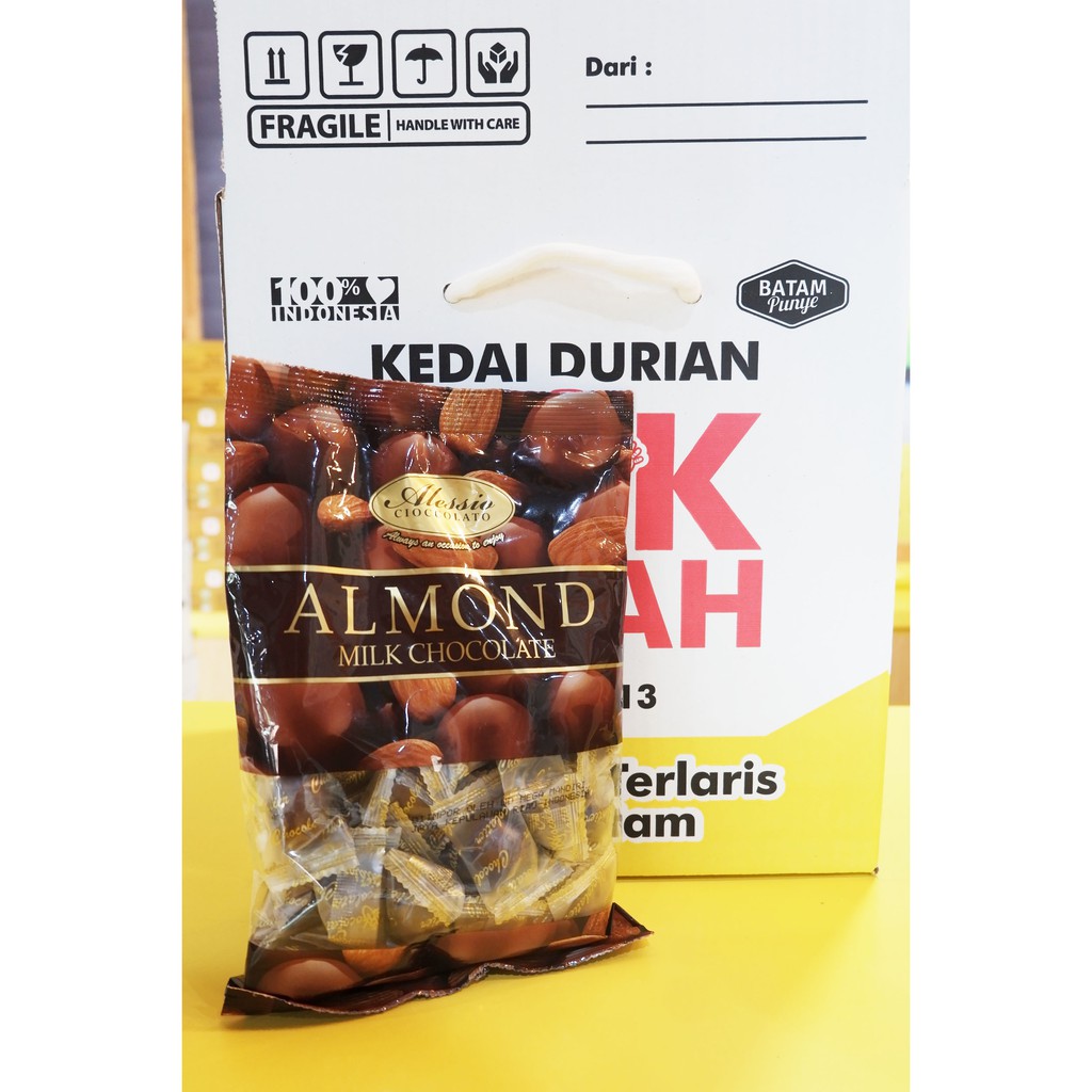 

CHOCOLATE ALESSIO ALMOND CHOCOLATE /270gr Coklat Termurah