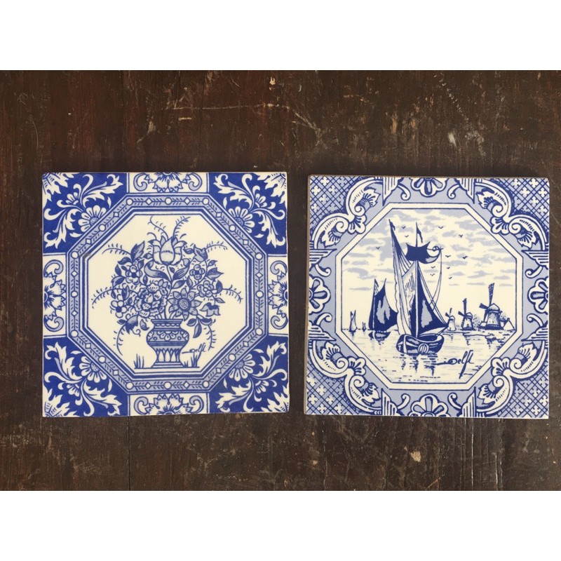 tegel keramik biru putih