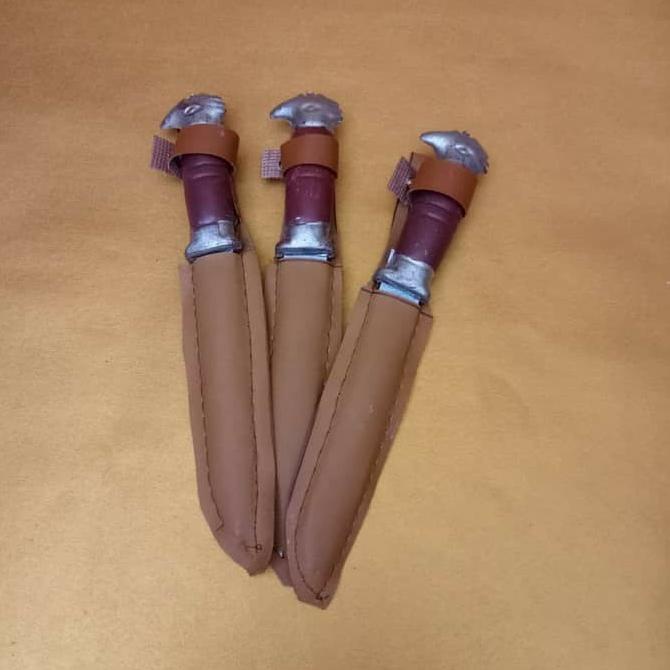 PISAU PRAMUKA/PERLENGKAPAN PRAMUKA