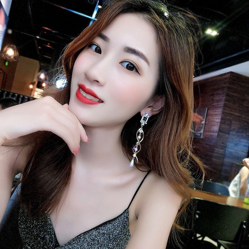 Anting Kristal Mutiara Bentuk Spiral Gaya Korea