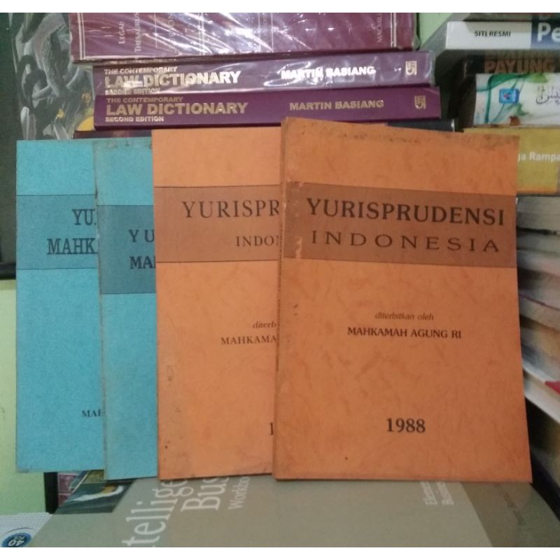 YURISPRUDENSI MAHKAMAH AGUNG RI 4 BUKU