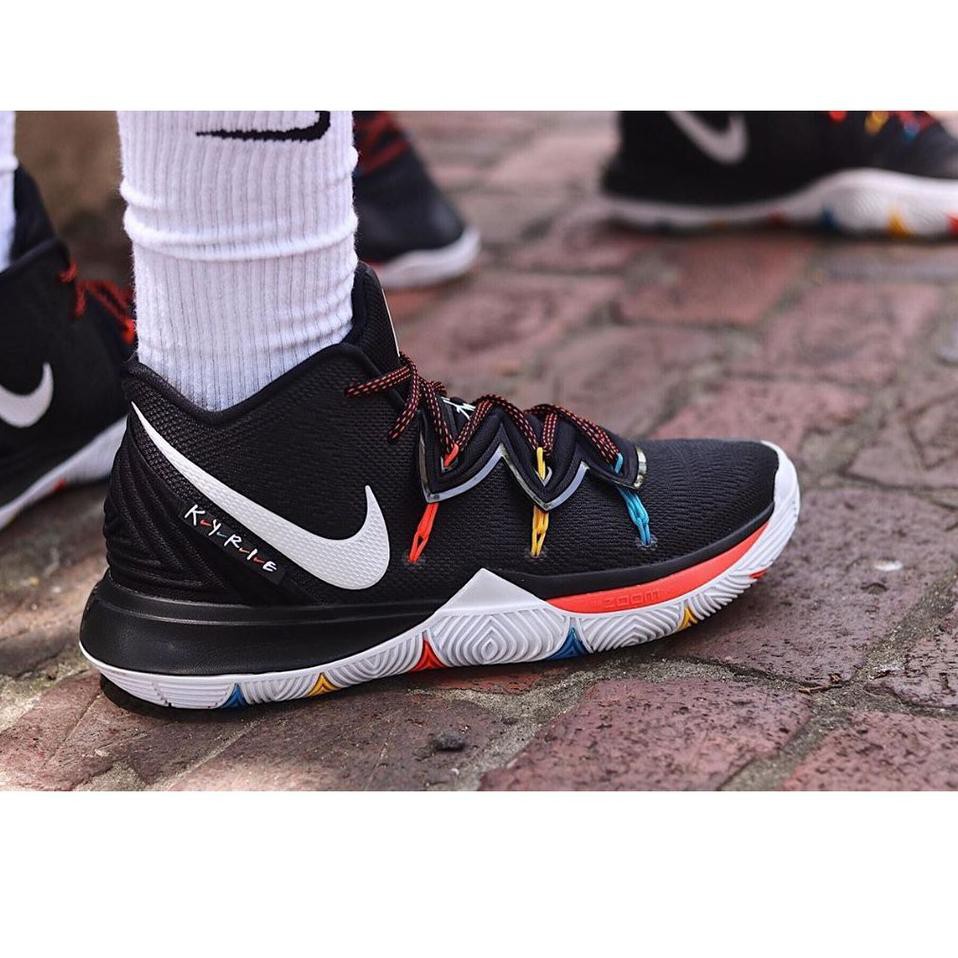 nike kyrie irving friends