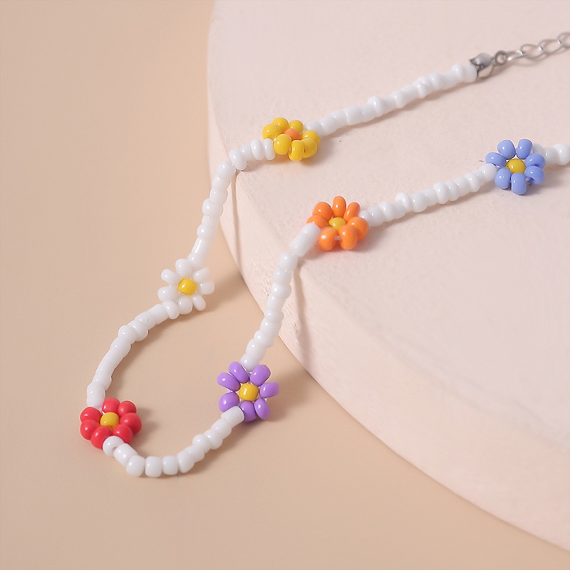 Kalung Rantai Klavikula Manik-Manik Bunga Daisy Handmade Gaya Bohemian