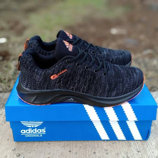 Adidas/sepatu Adidas /import Vietnam