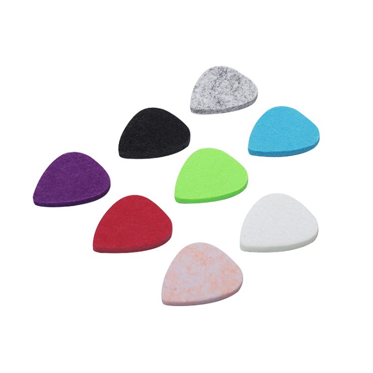 Pick Impor Lucu Imut Tebal Gitar Ukulele Berbulu Warna Warni