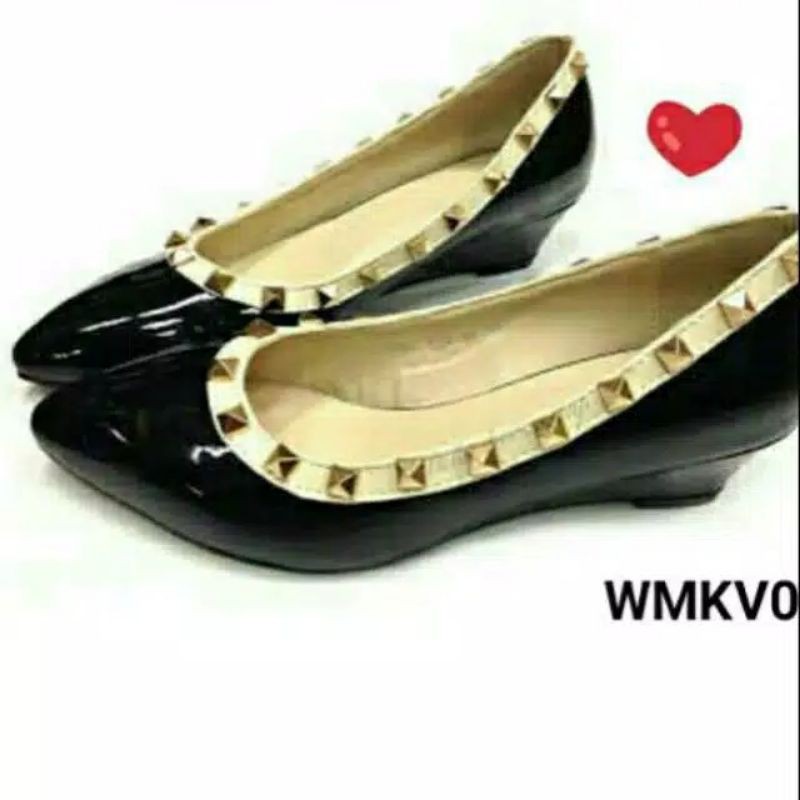 Hils Wedges/ Sepatu Wedges Valentino/ Wedges murah/ Valentino hils/ Sepatu wanita/ wedges wanita