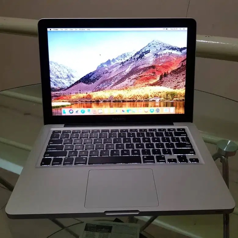 LAPTOP Macbook Pro Core i5 Ram 4 HDD 500GB Second Bekas