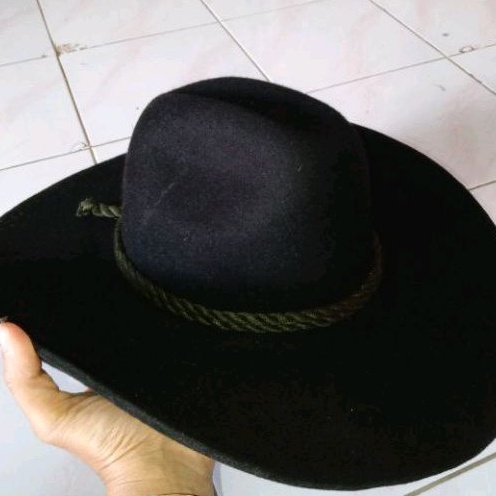 Topi laken koboy asli wol topi laken cowboy koboi marlboro indiana jhones topi laken  pria wanita im
