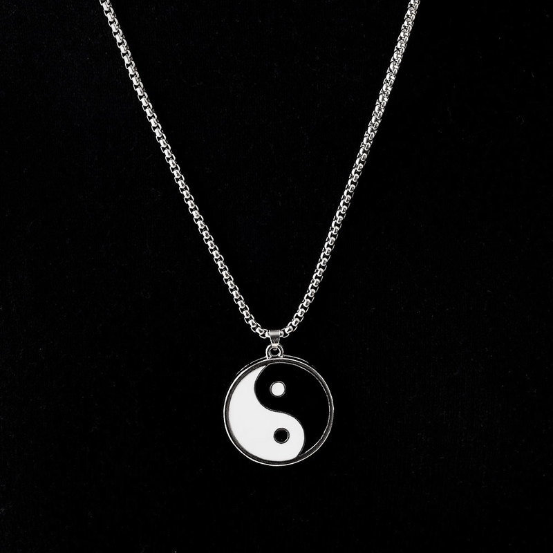 Kalung Rantai Liontin Yin Yang Bahan Stainless Steel Gaya Vintage Untuk Pria Dan Wanita