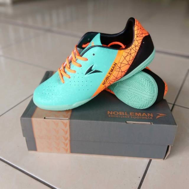 Sepatu futsal nobleman original