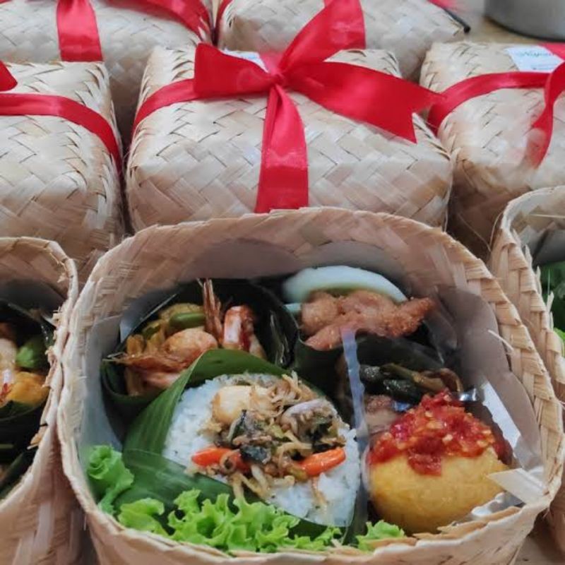 

Nasi Besek Liwet Halal Murah Higienis