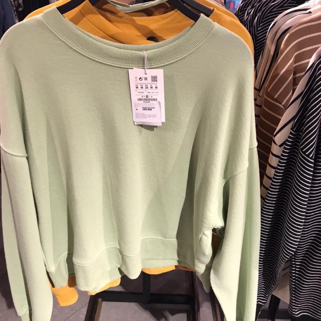 Jastip. Sweater Pull&Bear