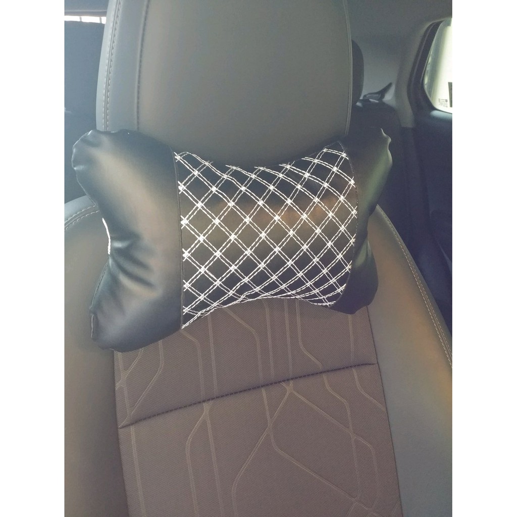 Bantal sandaran tatakan alas HEADREST kepala / leher mobil benang putih BENANG MERAH UNIVERSAL empuk