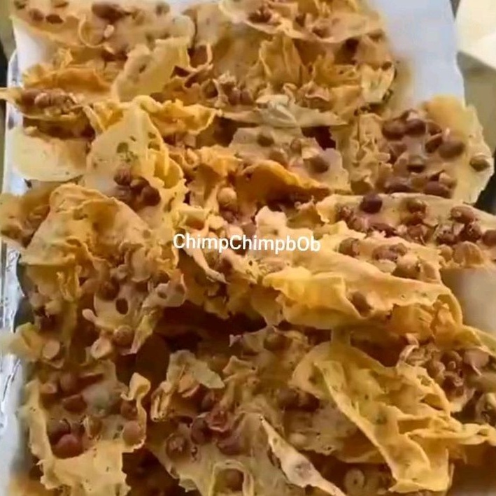 

PEYEK KACANG 500 GRAM GURIH NAGIH / REMPEYEK KACANG / IWAK PEYEK CRISPY