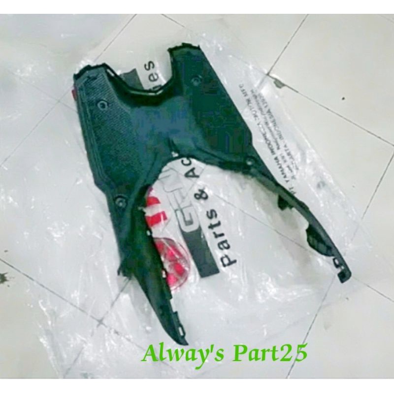 Bordes Pinjakan Kaki Mio M3 Mio Z Mio 125 Hitam Original