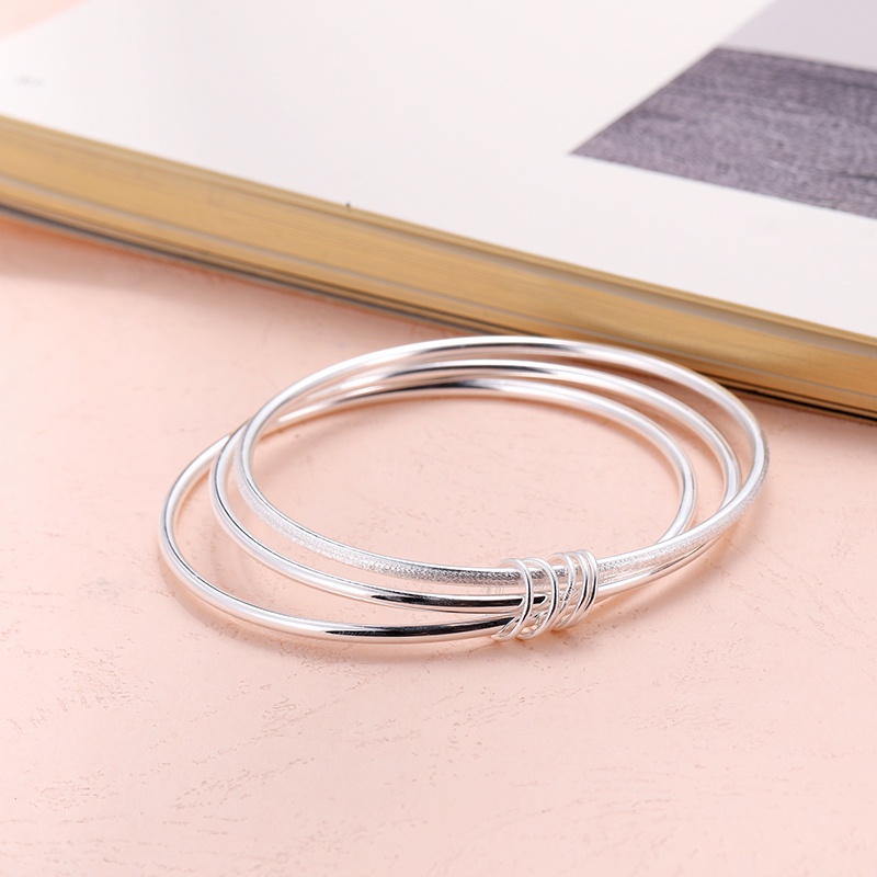 Gelang Tangan Bahan Metal Warna Gold dan Silver untuk Aksesoris Wanita