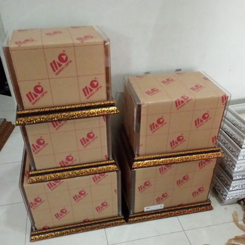 Kotak Hantaran Akrilik Paket isi 5