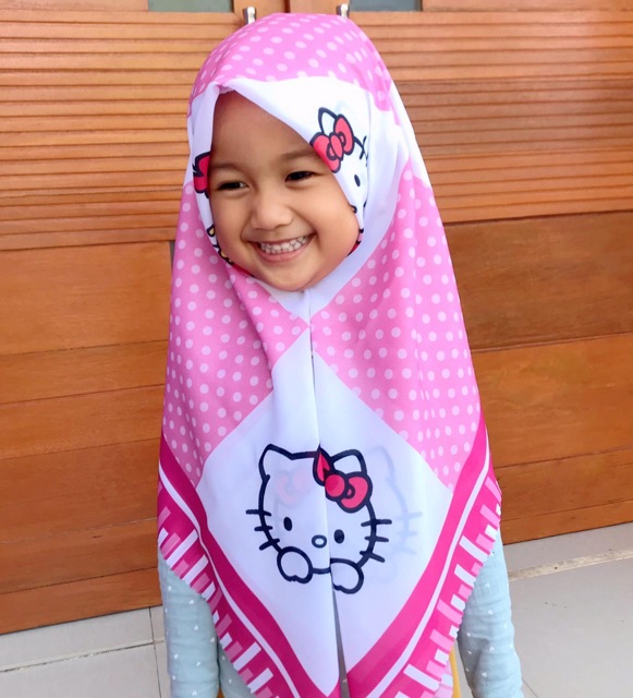 VOAL PRINTING ANAK MOTIF HELLOKITTY / HIJAB ANAK LUCU / KERUDUNG ANAK KARAKTER LUCU / JILBAB ANAK