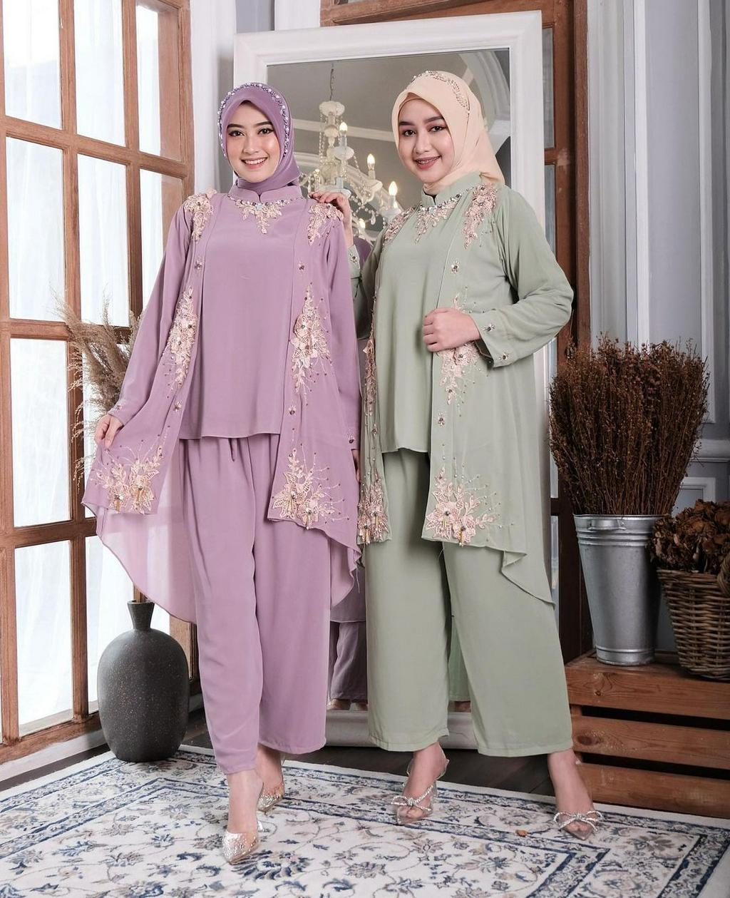 Baju Kurung Berbunga Ungu Online