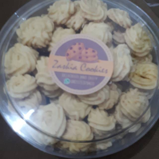

kue kering sagu keju