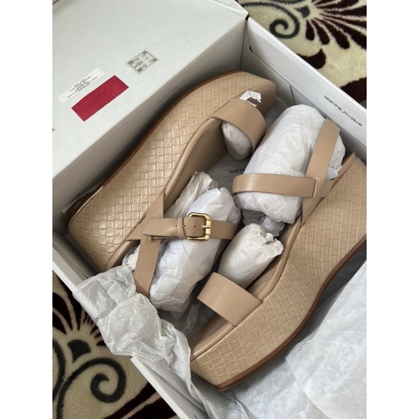 aldo wedges size 40