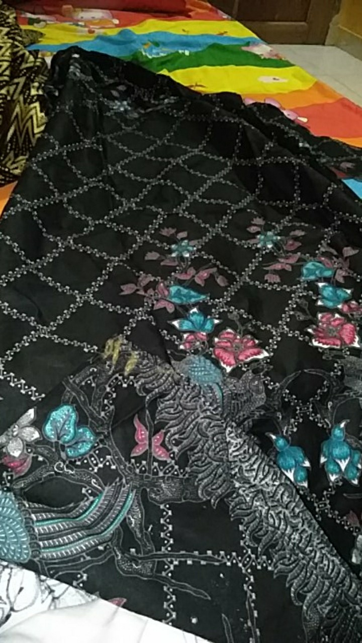 Bisa Pisah Batik Couple Keluarga Sania Ruffle Ori Ndoro Jowi Termurah Jaring
