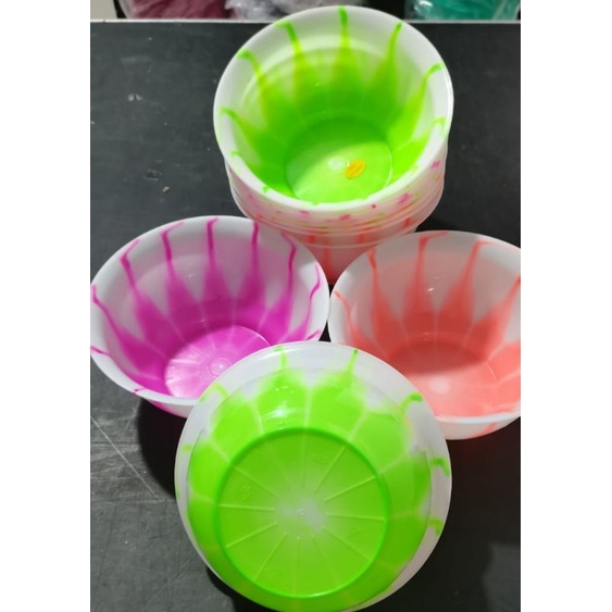 mangkok plastik pelangi warna warni