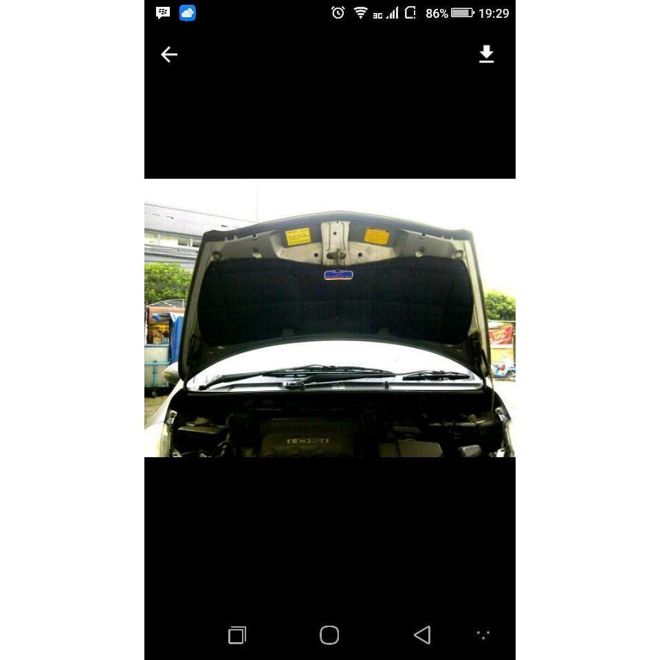 Peredam hitam kap mesin Honda Jazz 2006